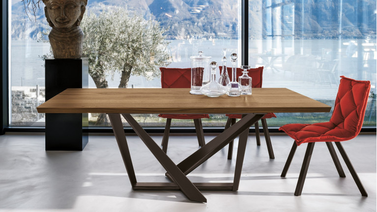 Table de repas PRIAMO | Table de repas au style unique !