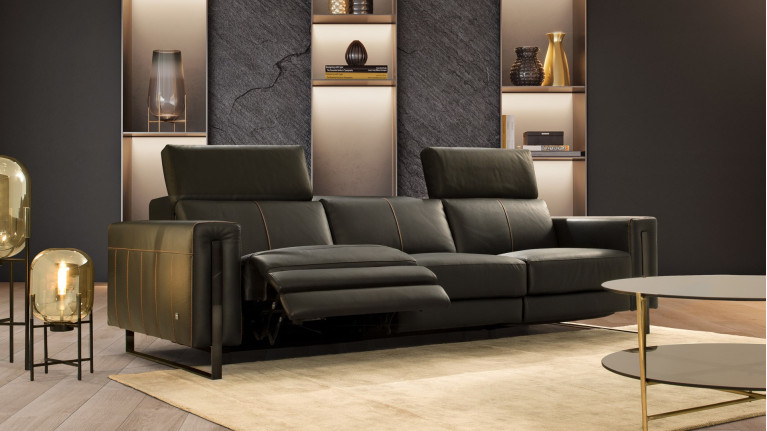 Canapé relaxation électrique INIFINITY B - Nombreuses options et configurations pour ce canapé relax cuir ou tissu.