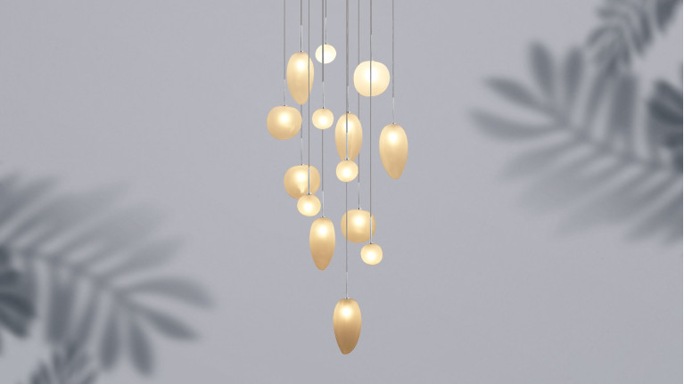 Suspension VALLONS OBSCURS | Une cascade de lumière