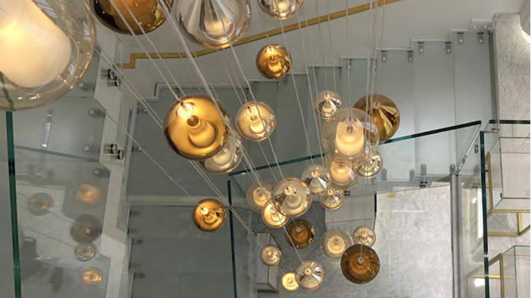 Suspension personnalisable, large choix de teintes, Circe