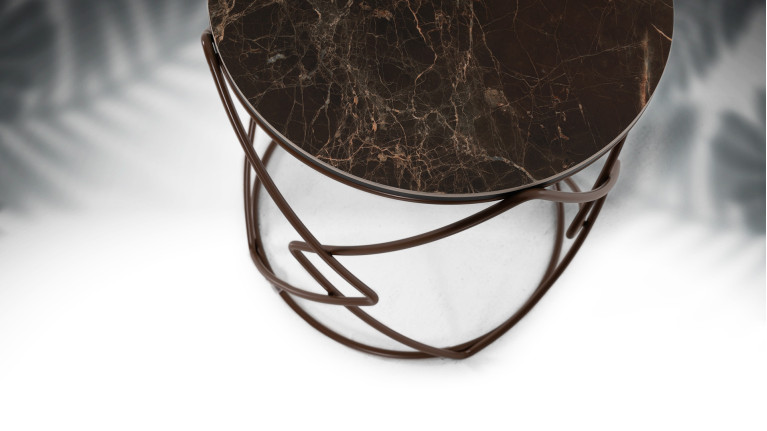 Bout de canapé DRUM | Forme tribale et design contemporain