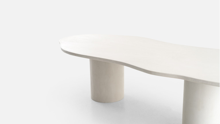 Table à manger design à forme organique beige, Picasso