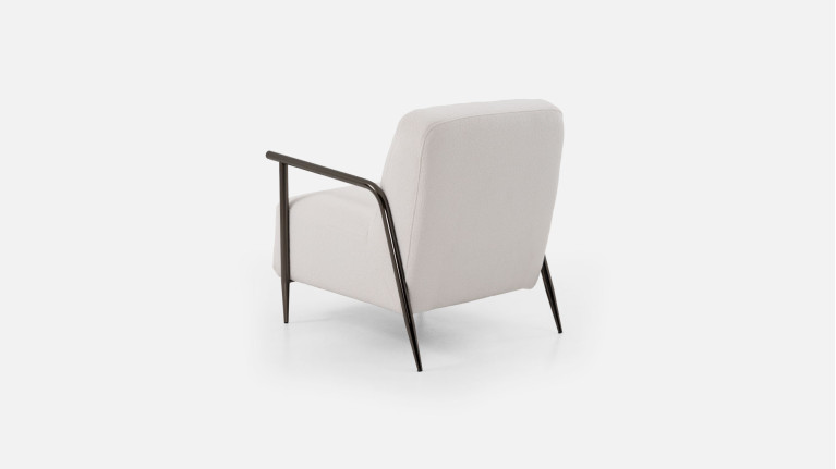 Fauteuil NINA | Ligne graphique et assise moelleuse