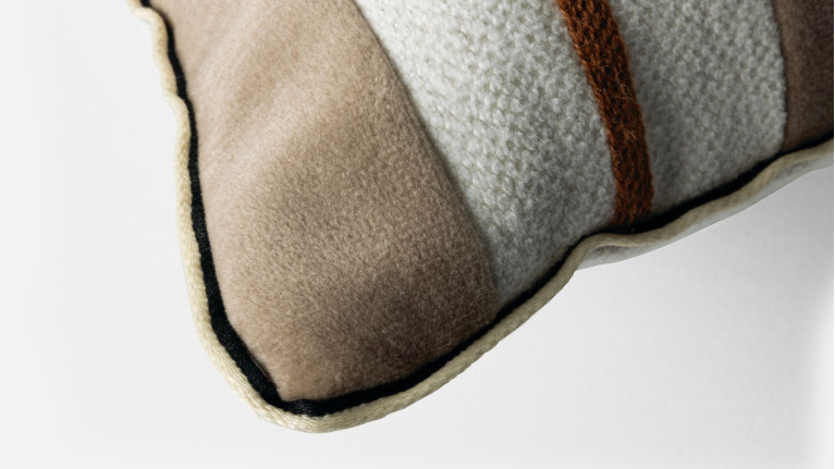 Coussin JOSHUA brodé | Coussin rayé 30x50 cm