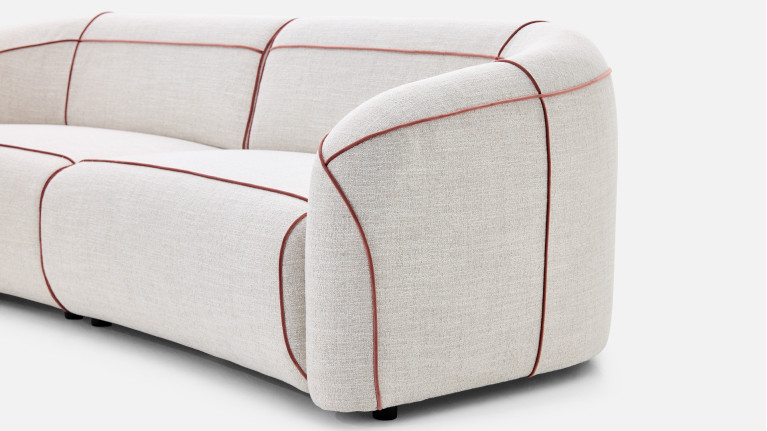 Canapé 3 places MOON – Esprit couture en tissu, passepoil au choix