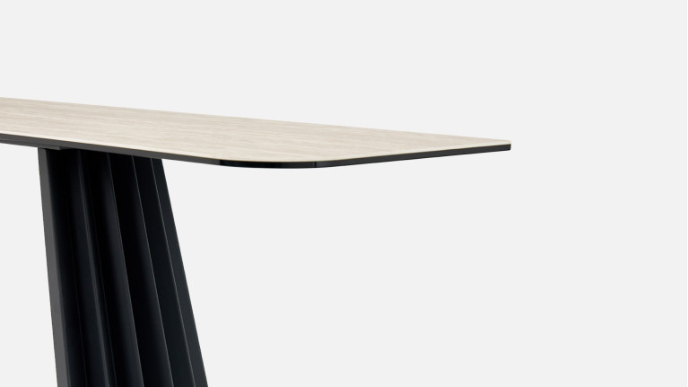 Console EVENTAIL plateau céramique et piètement fer laqué noir