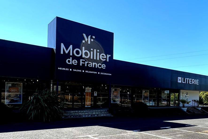 Magasin de meubles et de canapés haut de gamme à Angoulême