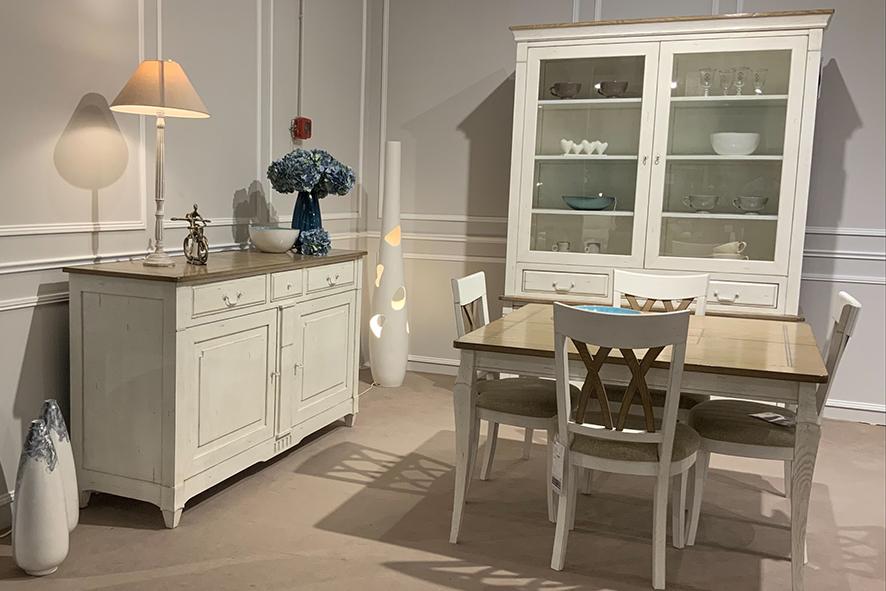 Salon design en bois dans votre magasin de meubles à Evreux