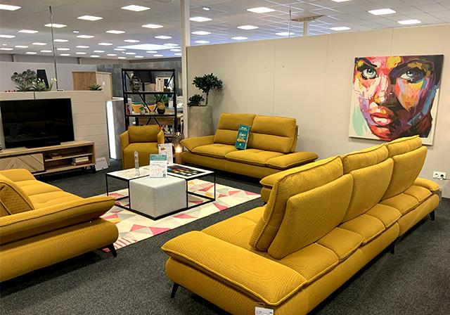 Canapés d'angle et modèles relax haut de gamme dans votre magasin Mobilier de France à Rennes