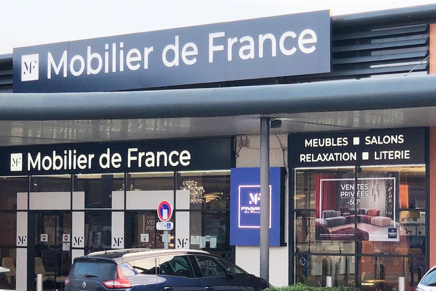 Magasin de meubles et de canapés haut de gamme à Chambray les Tours