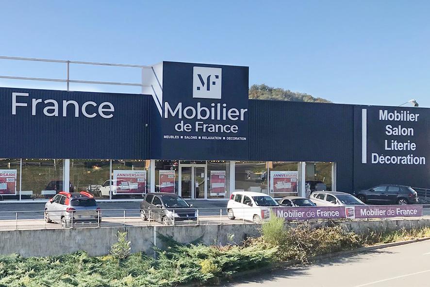 Magasin de meubles et de canapés haut de gamme à Saint-Etienne - La Fouillouse