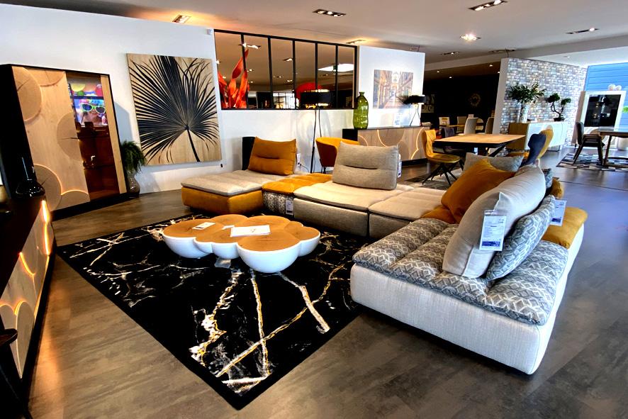 Canapés d'angle, modulable, convertibles et fauteuils relax à découvrir dans votre magasin à Nantes